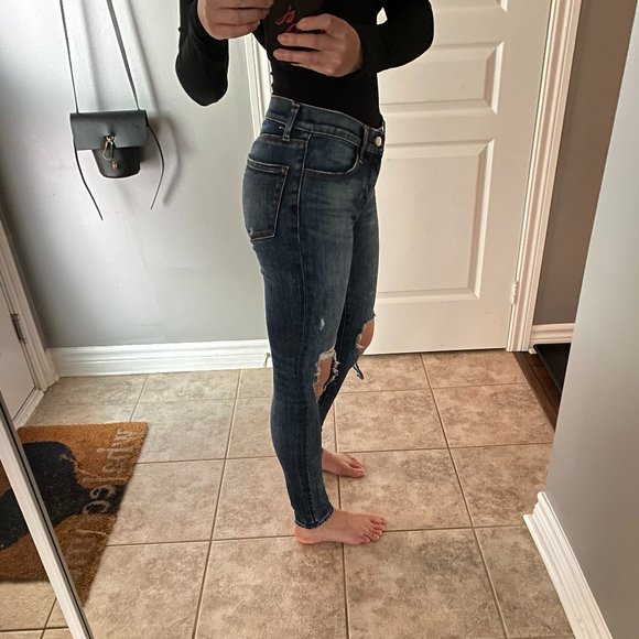 J Brand Skinny Jean - Picture 4 of 7
